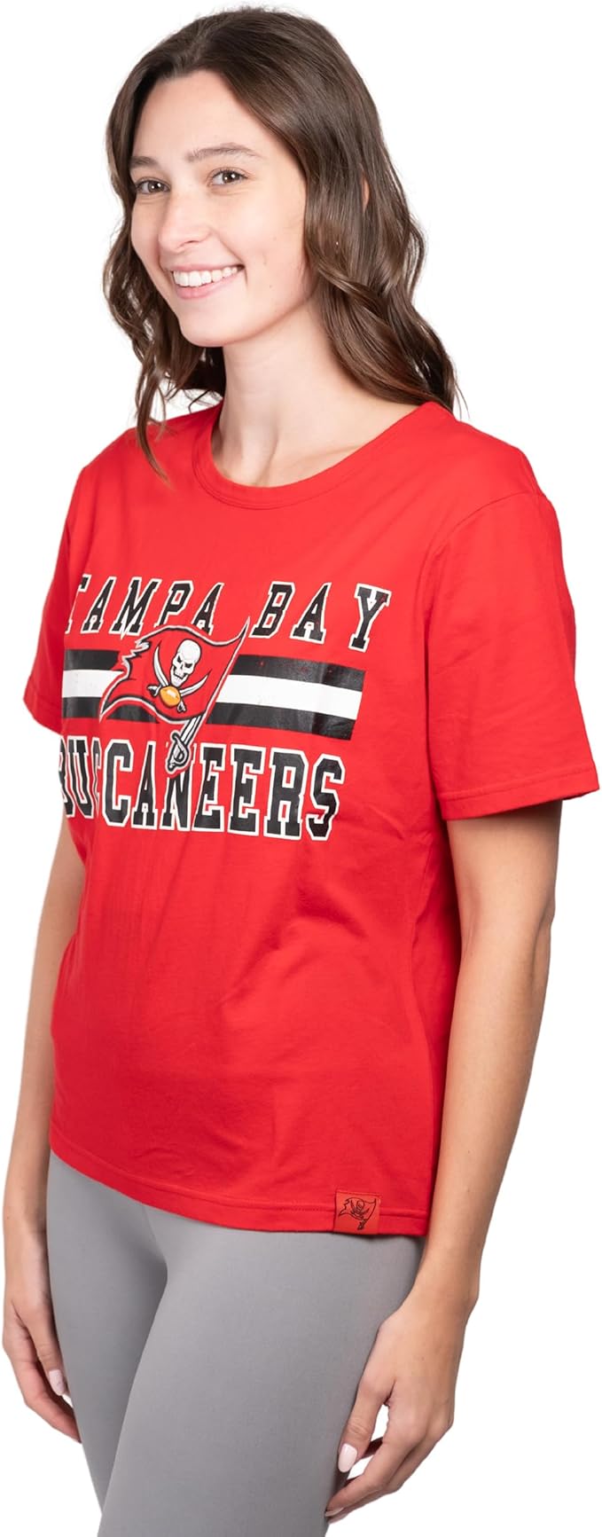 Ultra Game NFL Official Women's Distressed Graphics Super Soft Crew Neck T-Shirt, Tampa Bay Buccaneers, Team Color|Tampa Bay Buccaneers