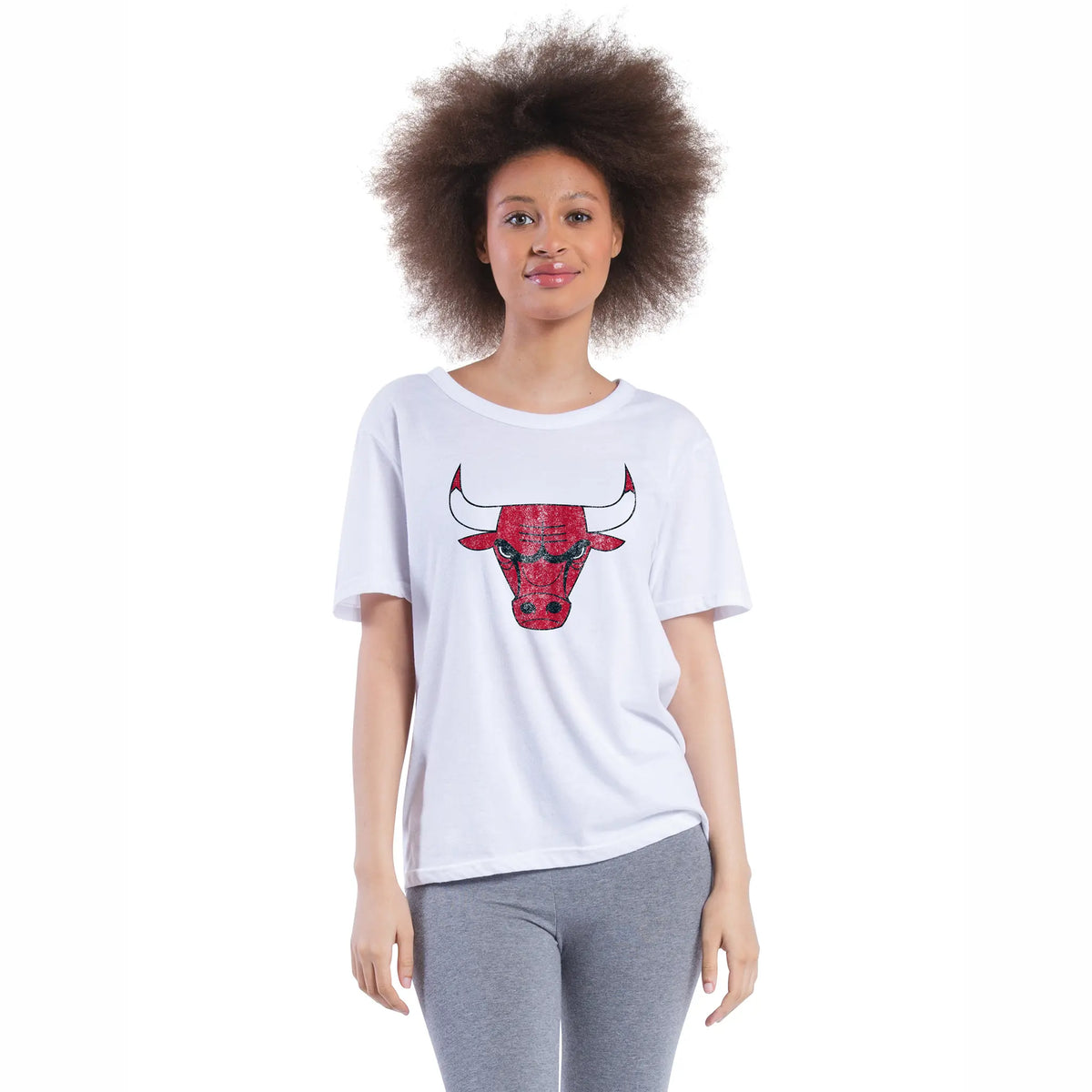 Ultra Game Women's NBA Official Soft Vintage Distressed Graphics T-Shirt | Chicago Bulls