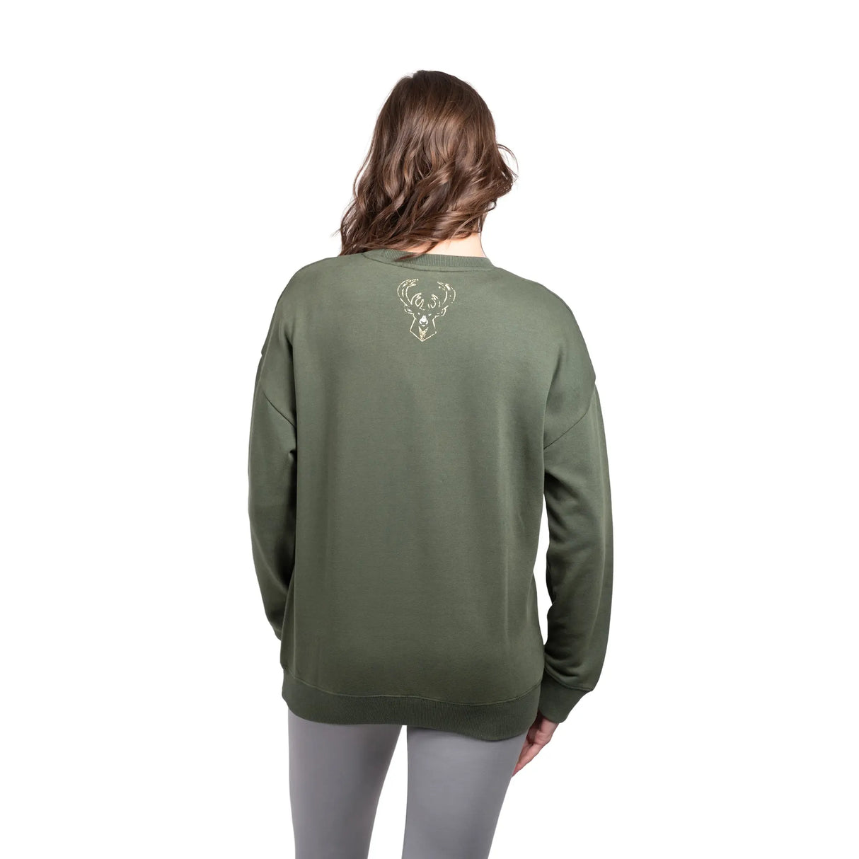 Ultra Game Women's NBA Official Extra Soft Fleece Distressed Oversized Pullover Sweatshirt | Milwaukee Bucks